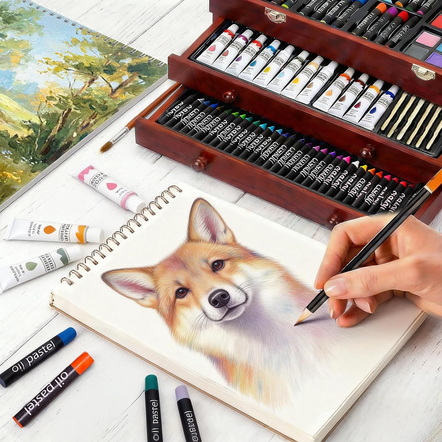 مجموعة فنية خشبية فاخرة مكونة من 175 قطعة، تتضمن ألوان أكريليك، أقلام تلوين، أقلام شمعية، مجموعة فرش، لوحات ألوان، ودفترين للرسم.